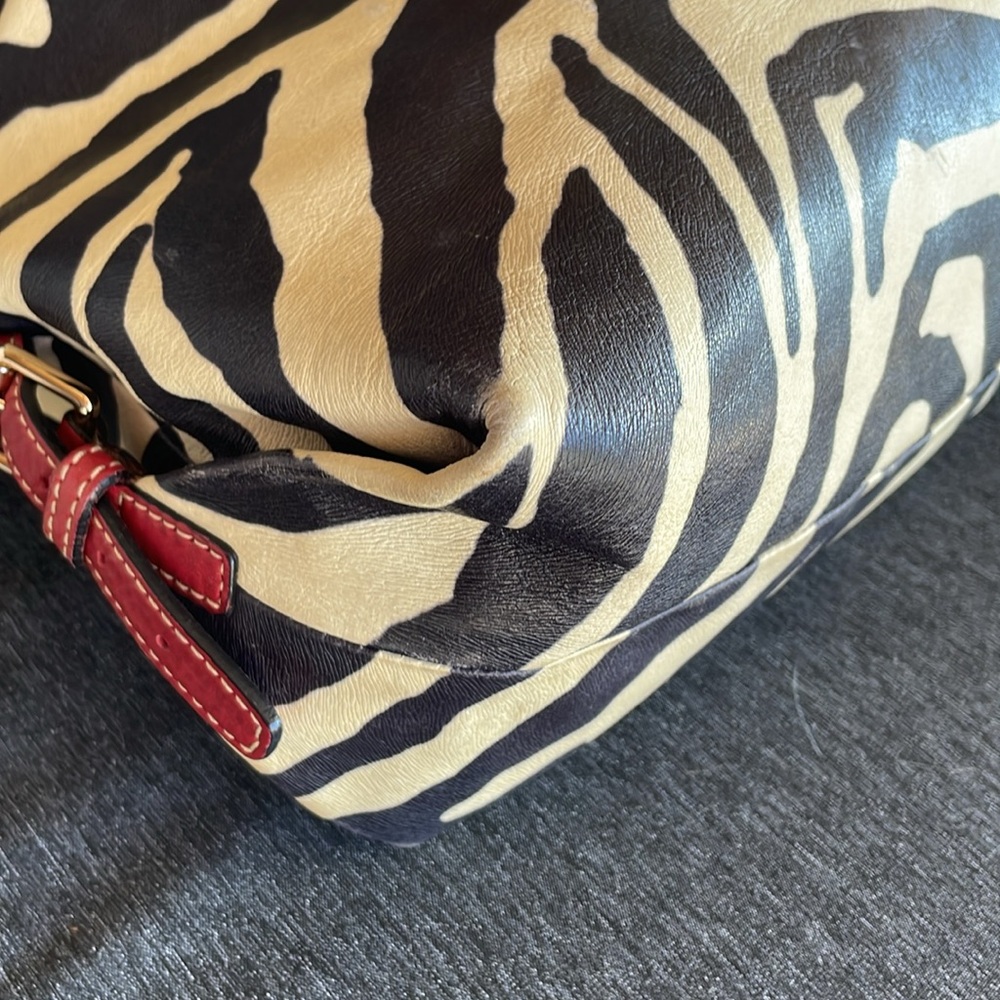 Dooney & Bourke Zebra Print Leather Bag vintage 14x16” - Picture 10 of 15